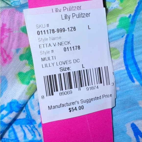 Lilly Pulitzer Lilly Loves DC Etta Short Sleeve V Neck tee shirt size Large NWT - Picture 8 of 11